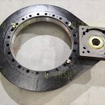 在智能制造車間中使用的重型精密回轉(zhuǎn)驅(qū)動